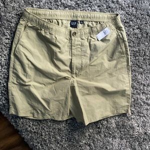 Khaki shorts. Size L